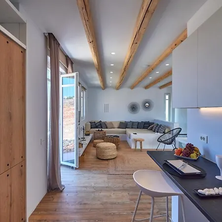 Casa Mardiva Mare Naousa (Paros)